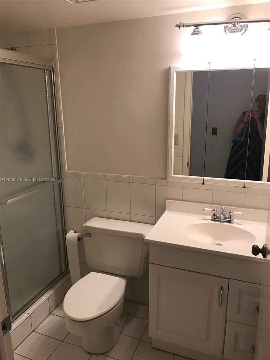WEST BAY GARDENS CONDO - Residential Lease