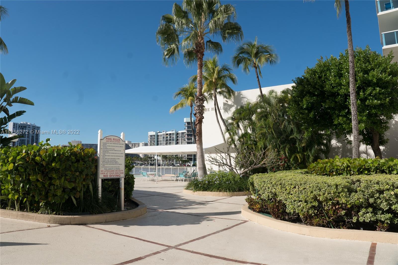HALLMARK OF HOLLYWOOD CON - Residential Lease