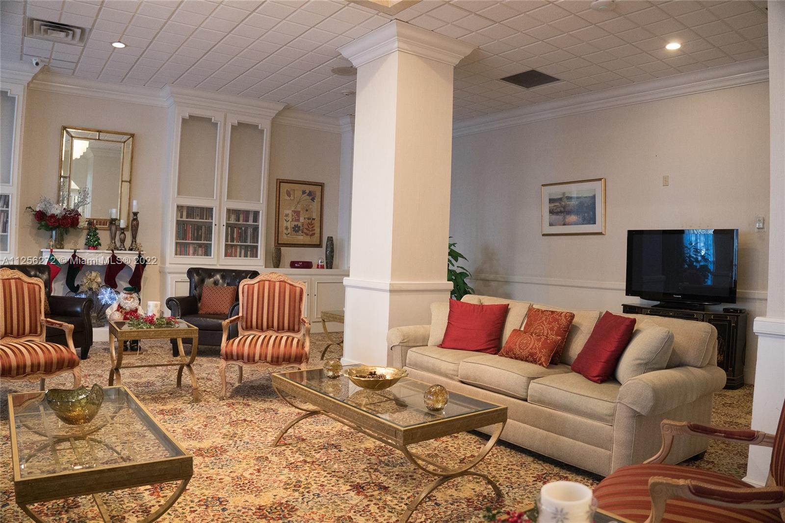 HALLMARK OF HOLLYWOOD CON - Residential Lease