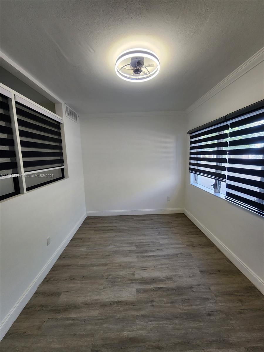 ISLE OF NORMANDY MIAMI VI - Residential Lease