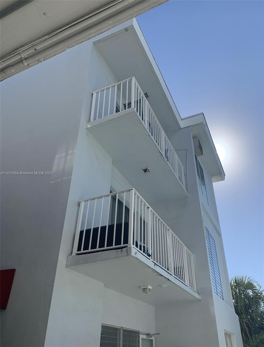 ISLE OF NORMANDY MIAMI VI - Residential Lease