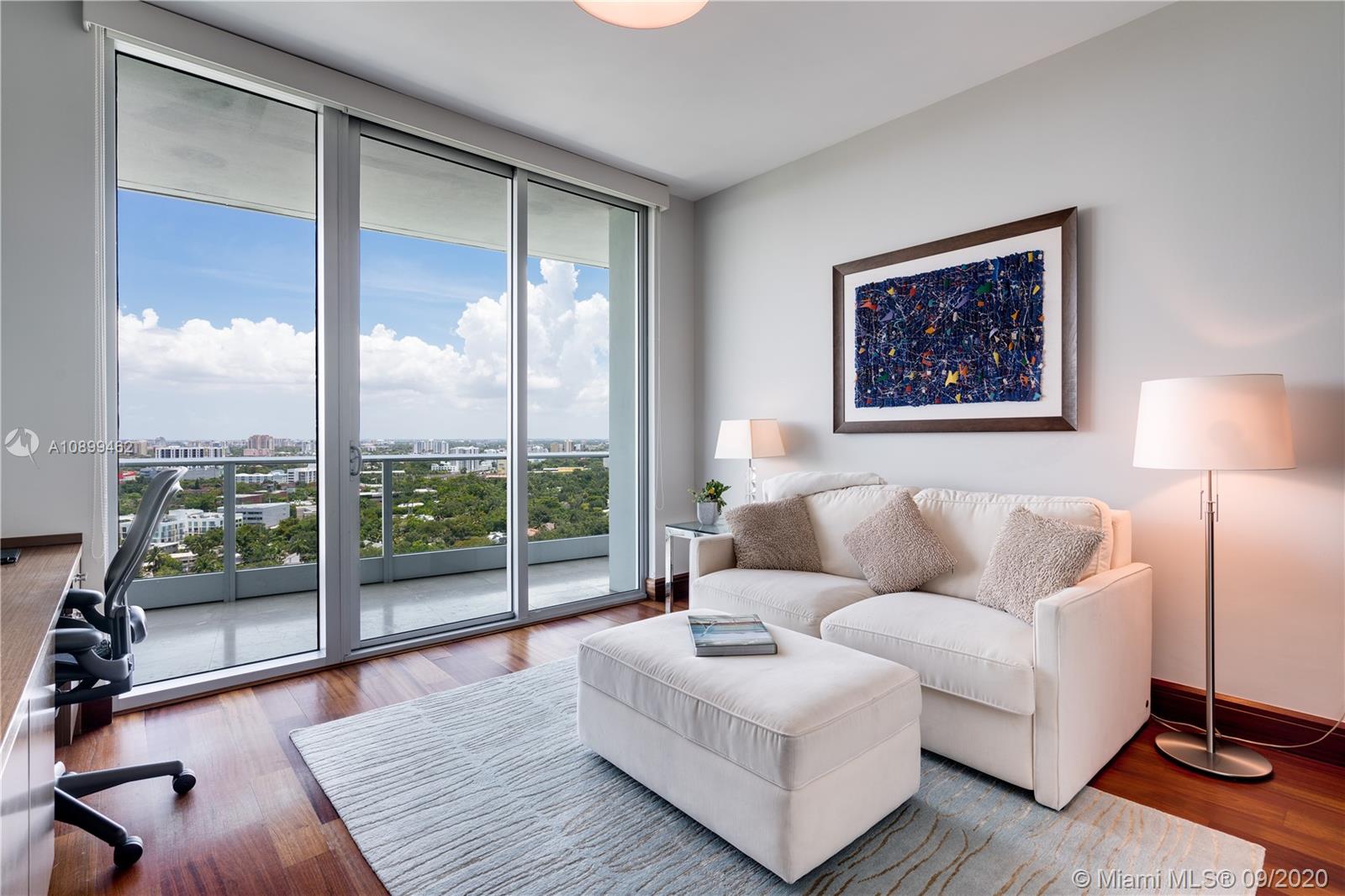 GROVENOR HOUSE CONDO - Residential