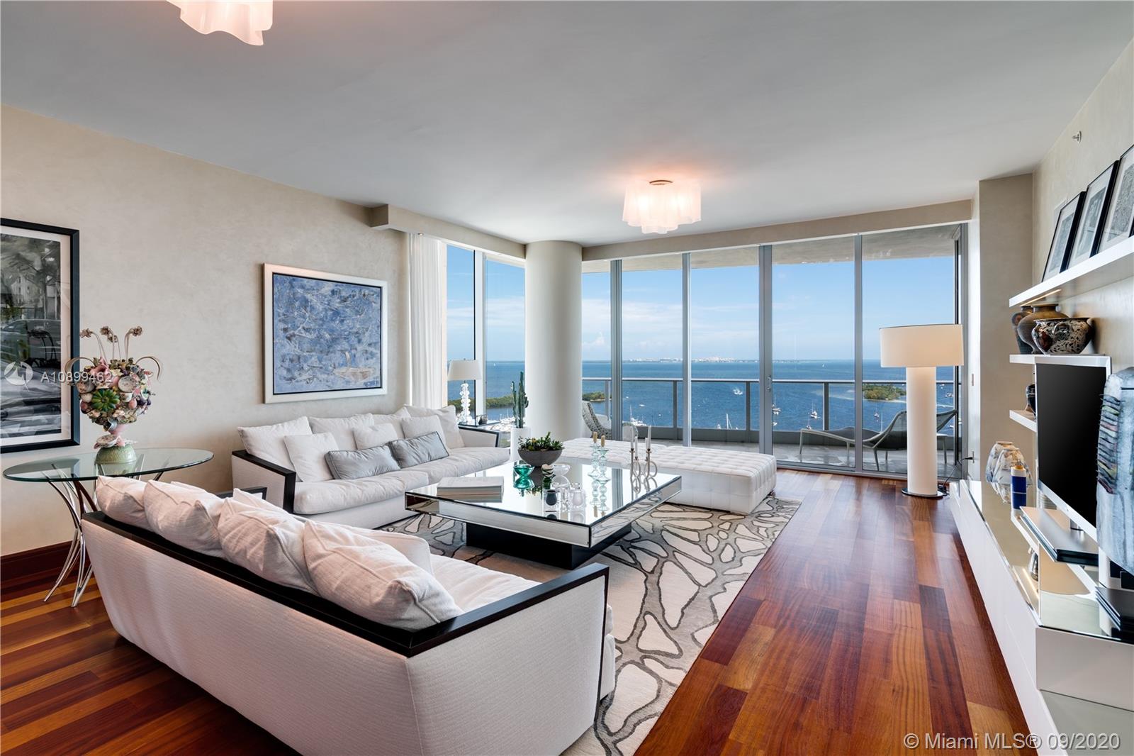 GROVENOR HOUSE CONDO - Residential