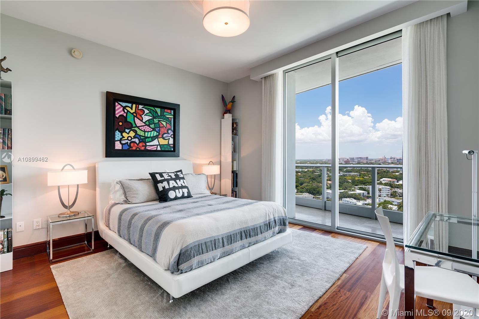 GROVENOR HOUSE CONDO - Residential