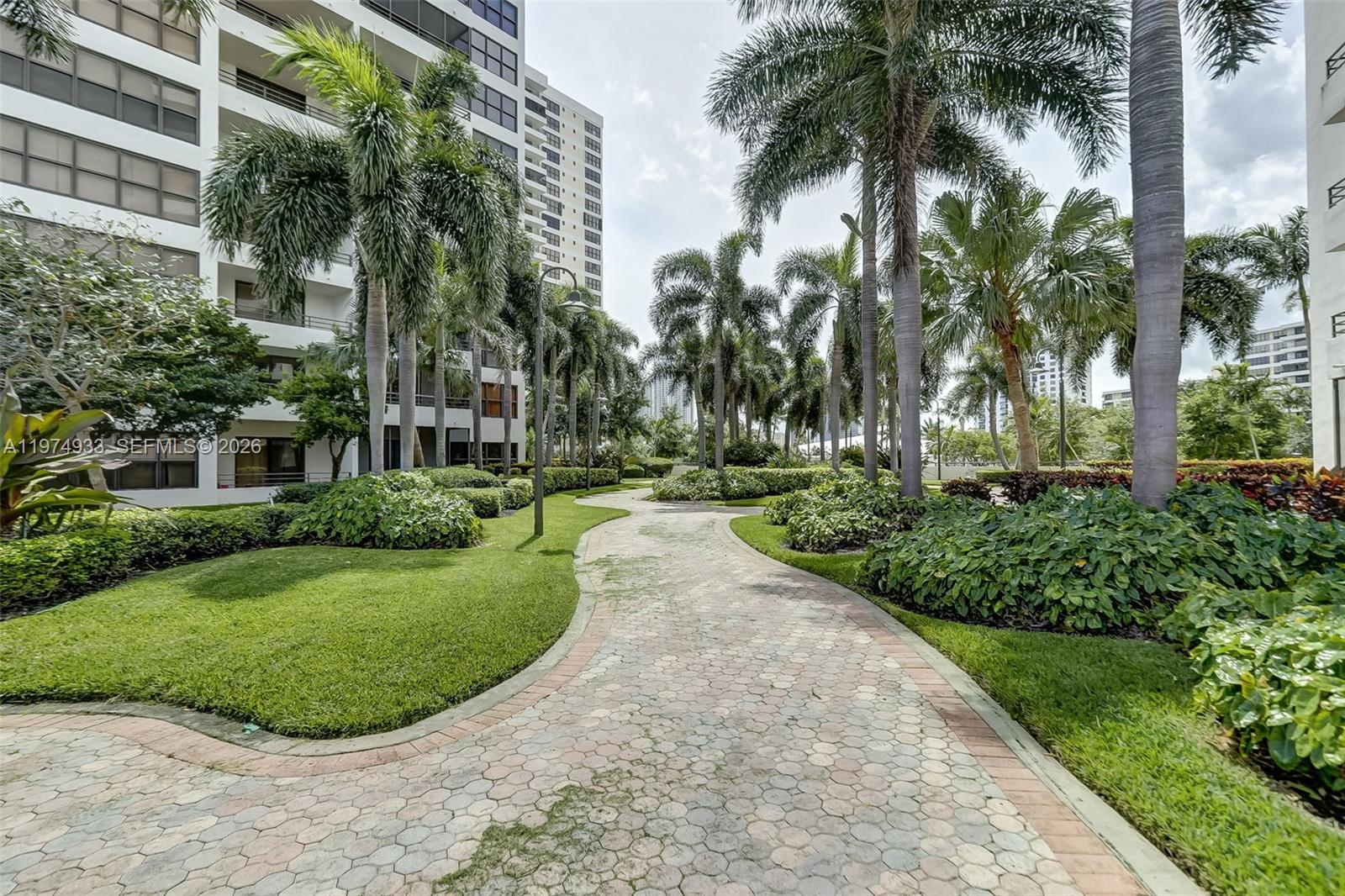 OLYMPUS CONDO PHASE - Residential