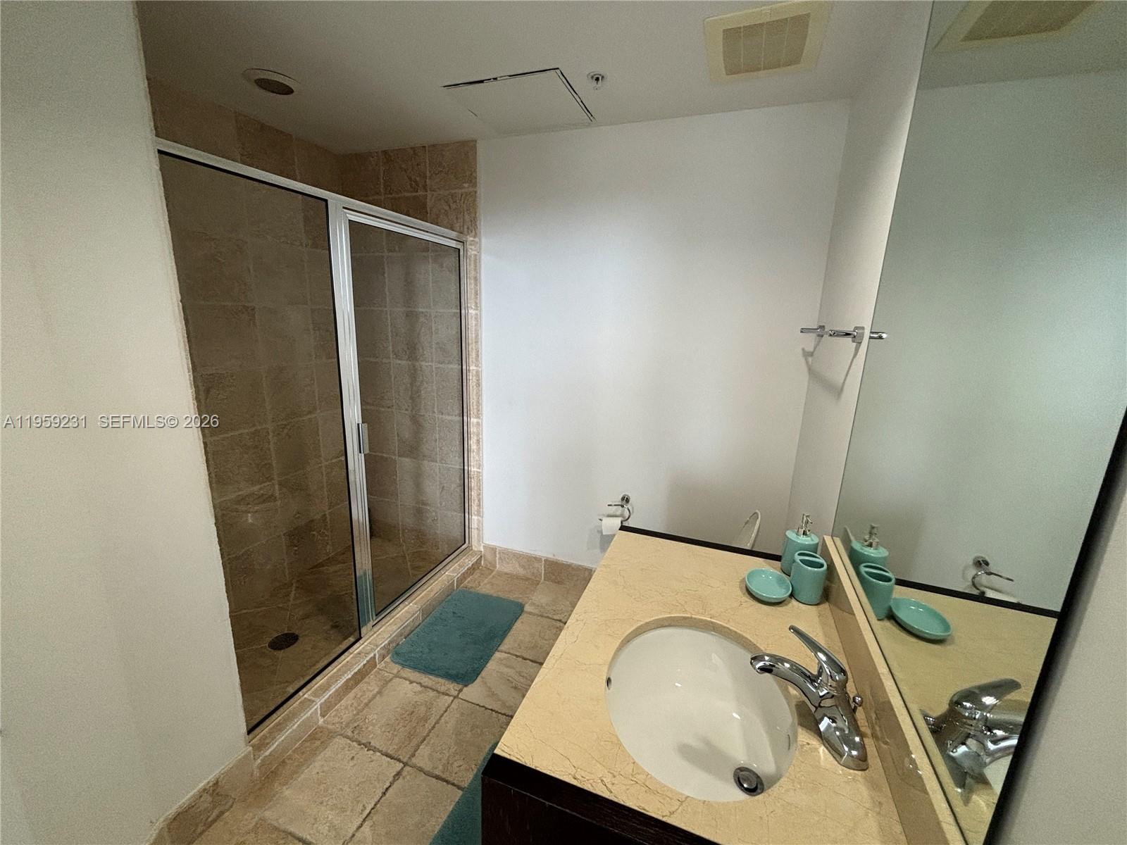 TRUMP ROYALE CONDO - Residential