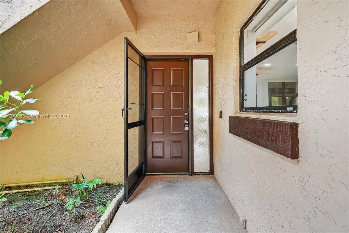 APPLEWOOD VILLAGE I-C CON - Residential
