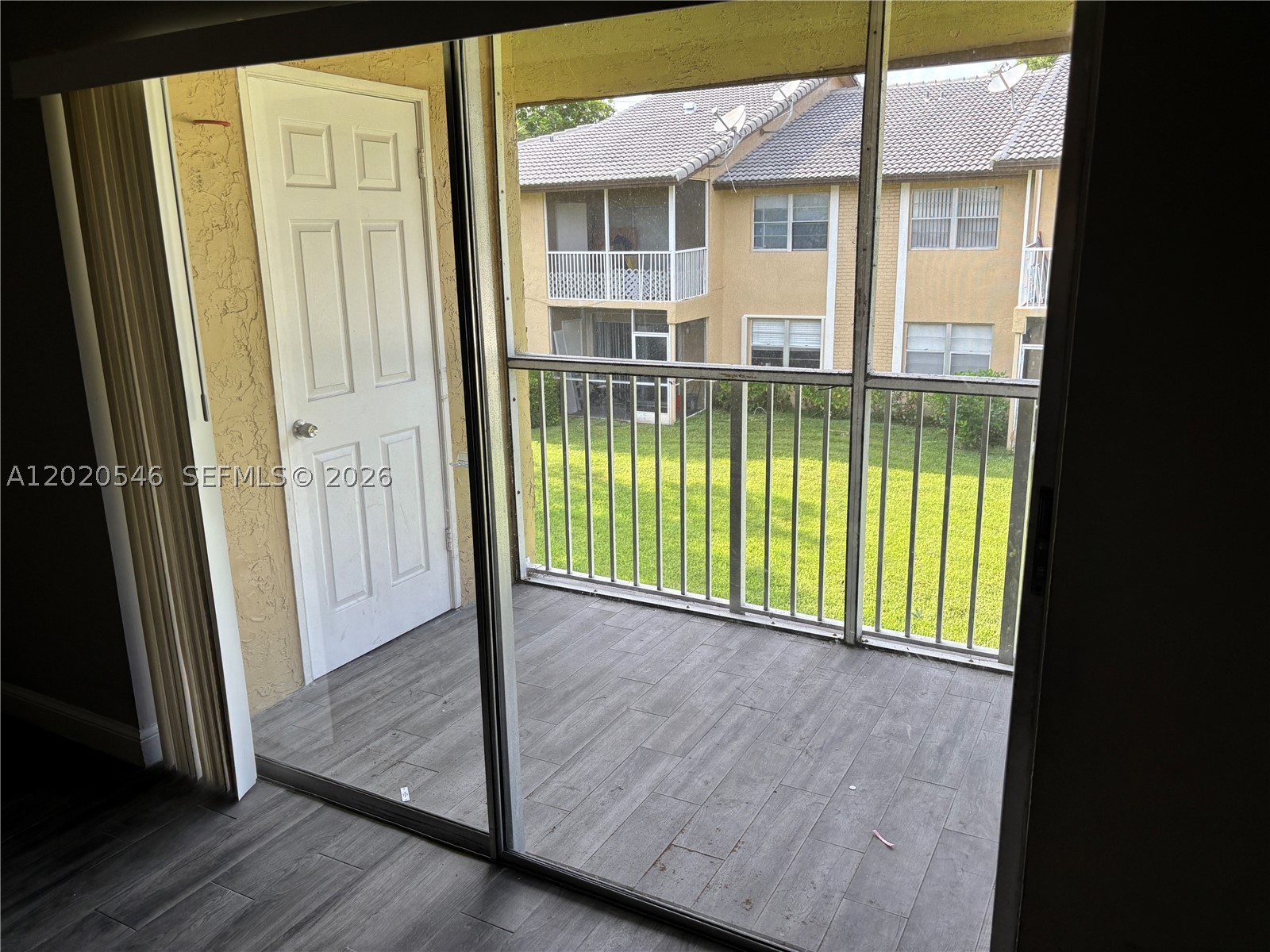 CORAL WEST CONDO - Residential