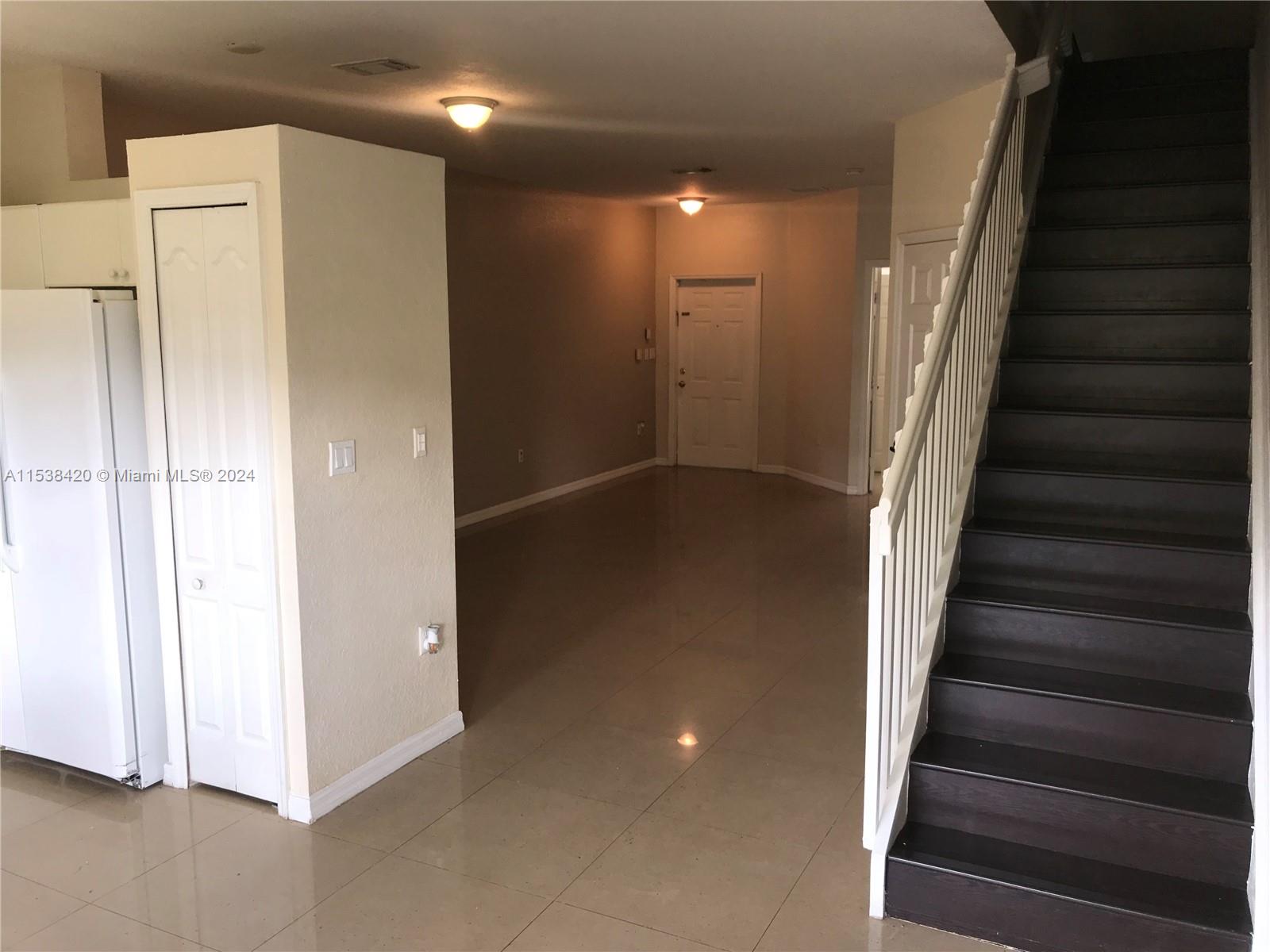 LEEWARD AT ISLANDS AT DOR - Residential Lease