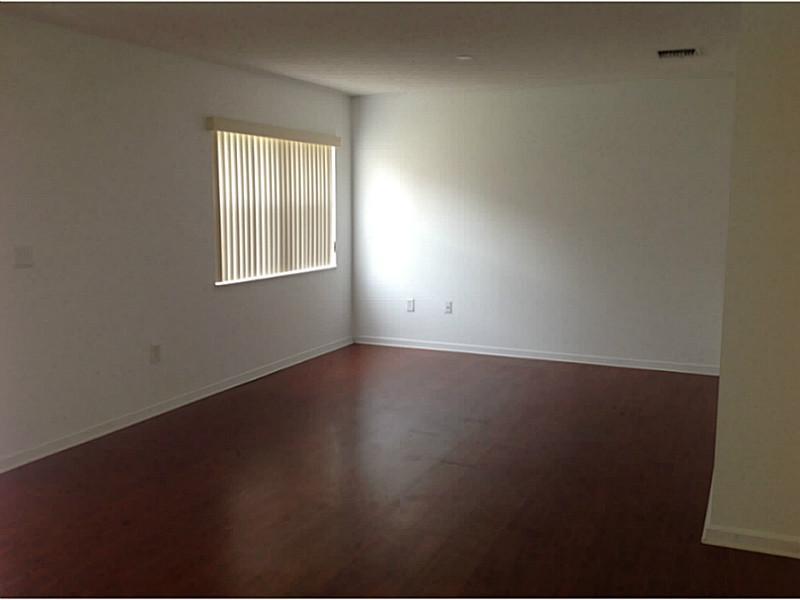 SUNSET PLAZA 152-48 B PAR - Residential Lease