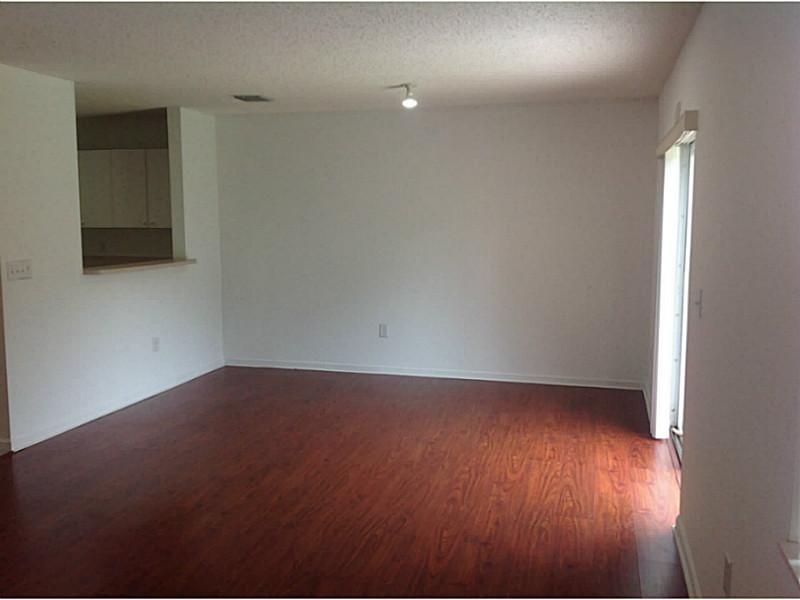 SUNSET PLAZA 152-48 B PAR - Residential Lease