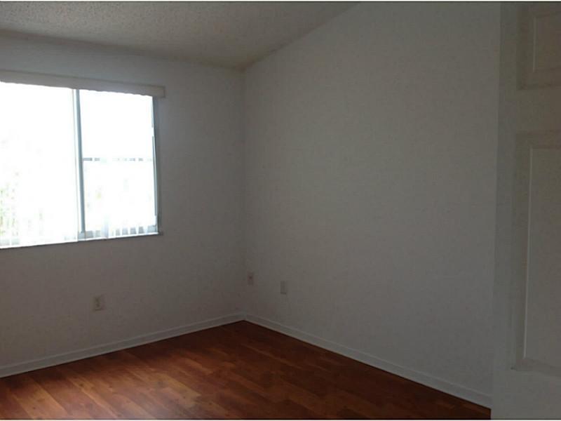 SUNSET PLAZA 152-48 B PAR - Residential Lease