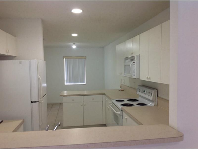 SUNSET PLAZA 152-48 B PAR - Residential Lease