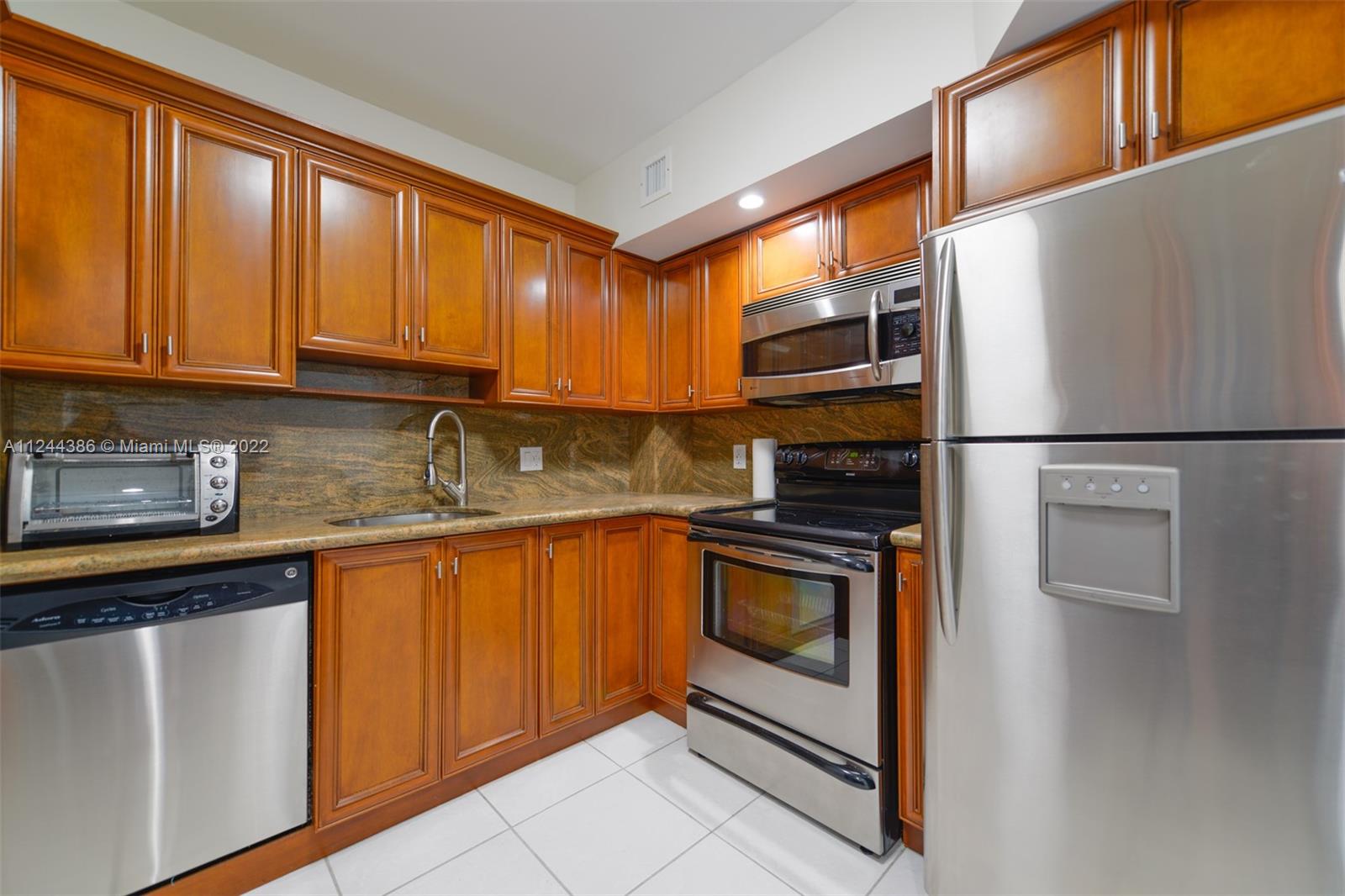 HEMISPHERES CONDO - Residential