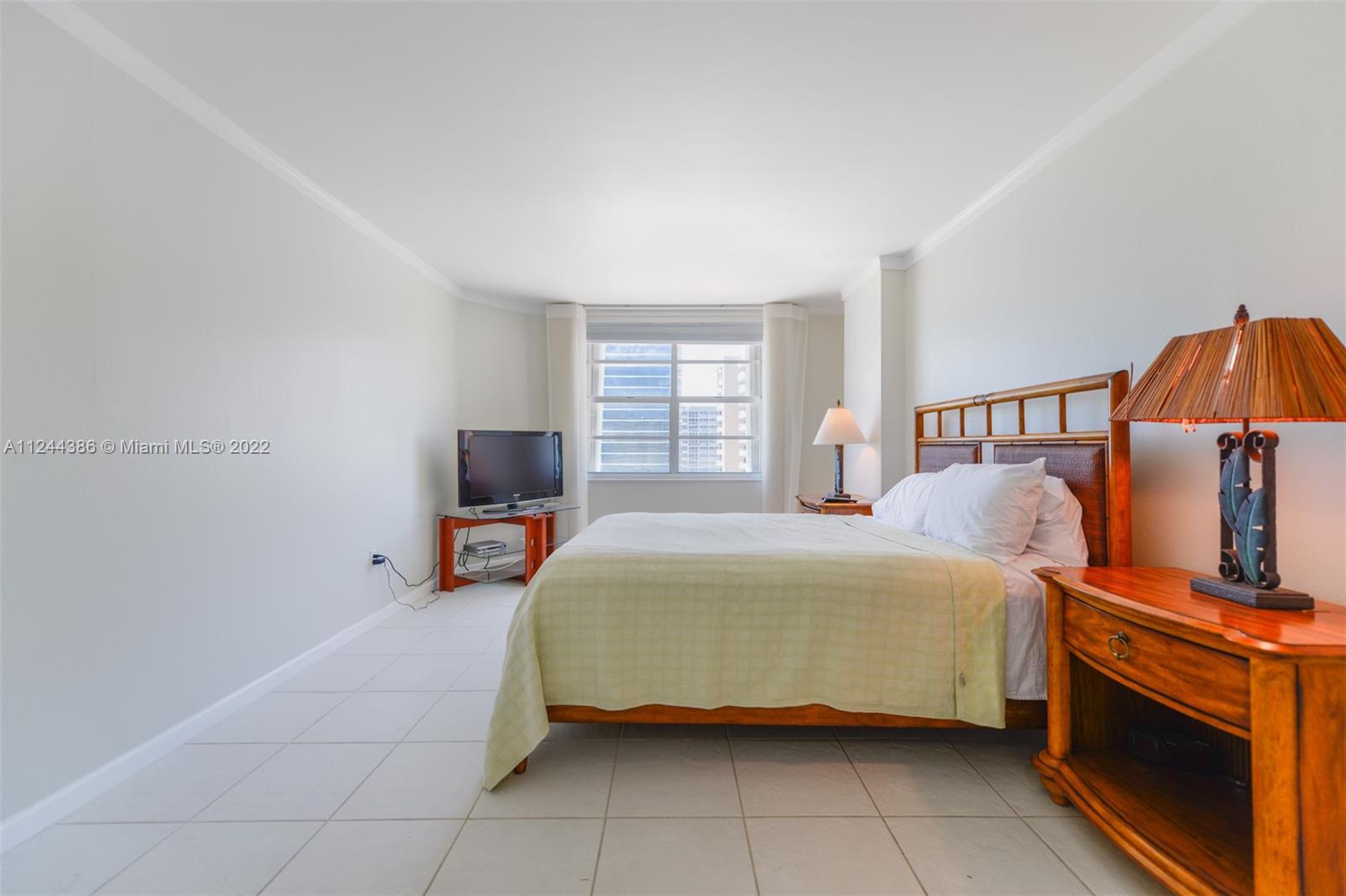 HEMISPHERES CONDO - Residential