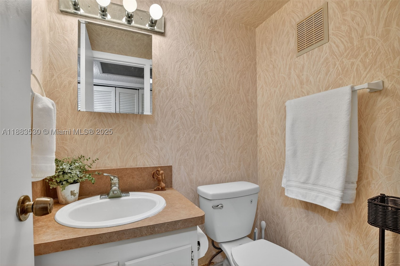 FARNHAM N CONDO - Residential