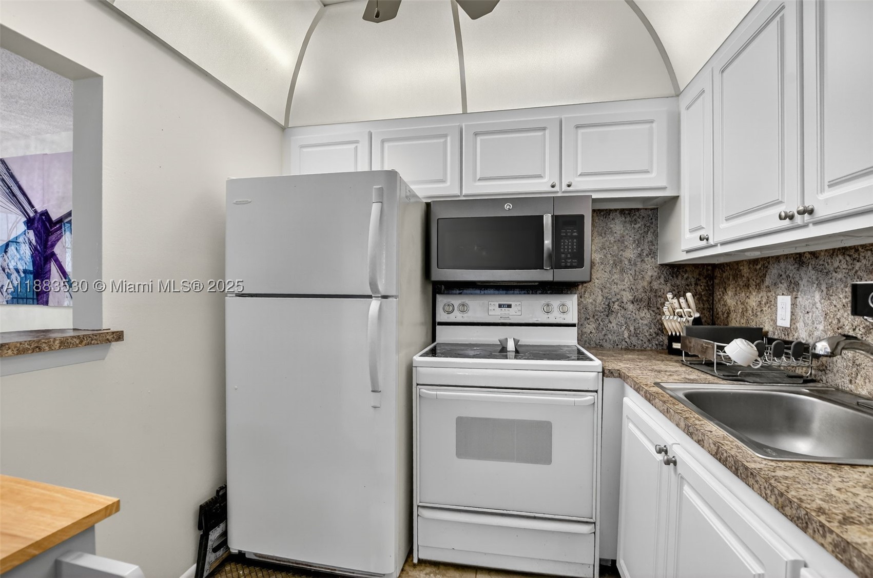 FARNHAM N CONDO - Residential