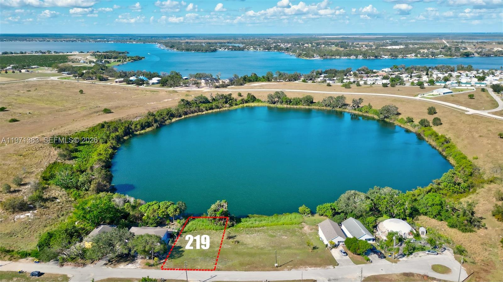 LAKE RACHARD - Land
