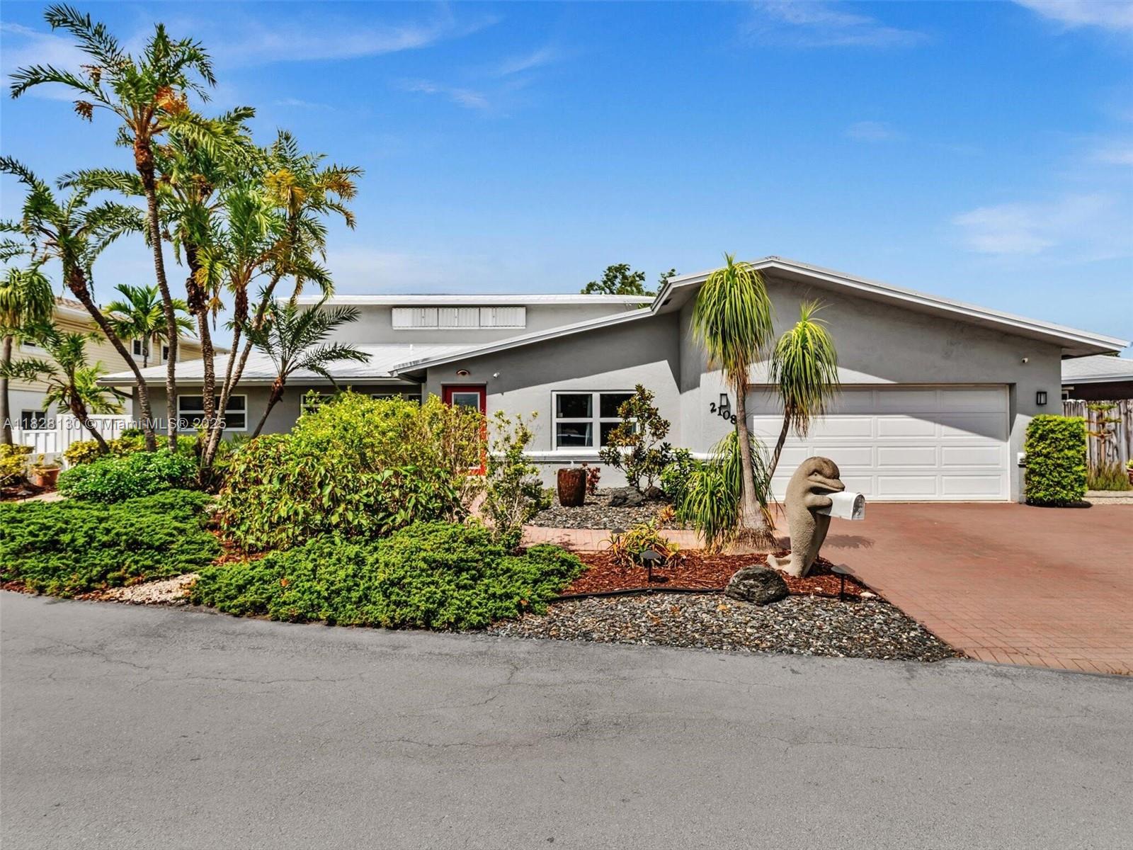 CORAL POINT - Residential