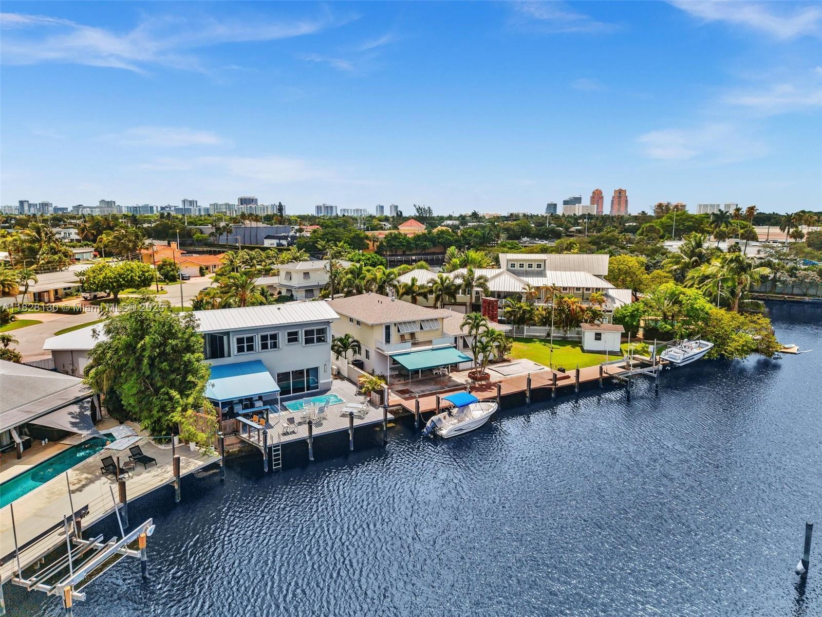 CORAL POINT - Residential