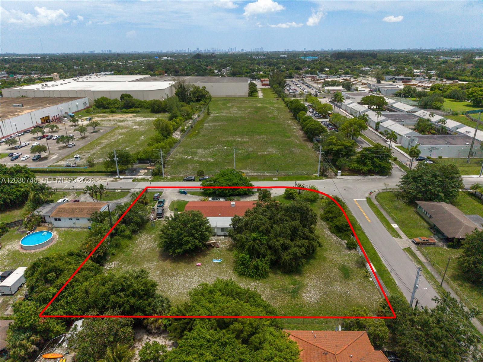 VENETIAN ACRES - Residential