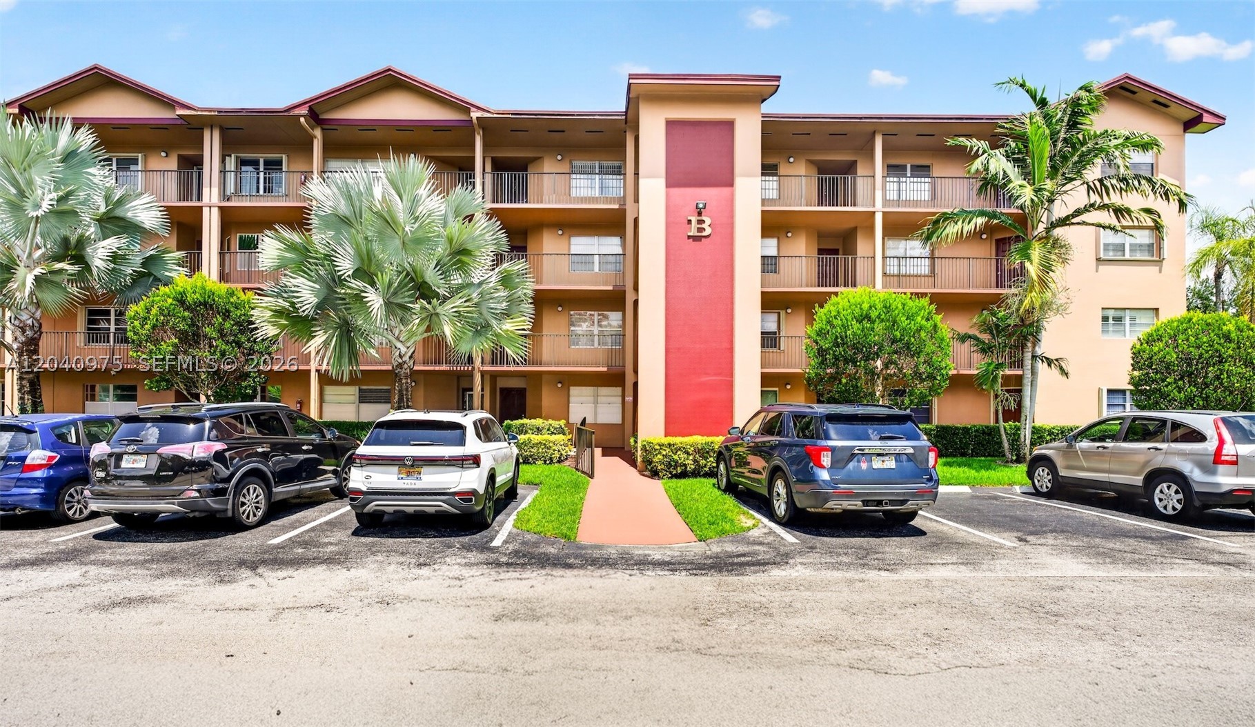 LANCASTER - Residential