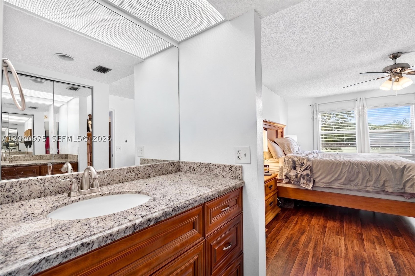LANCASTER - Residential