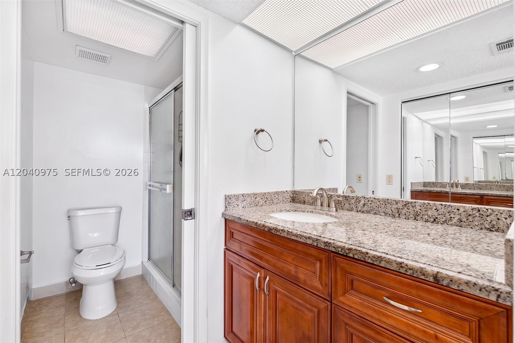 LANCASTER - Residential