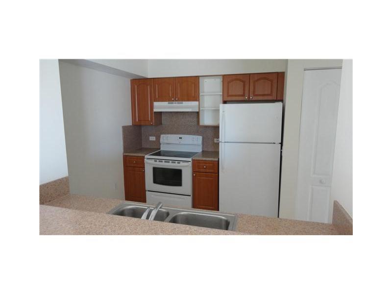 OLEANDER HOUSE CONDO - Residential Lease