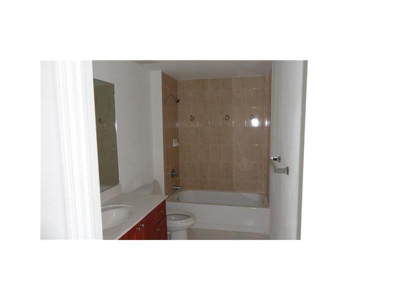 OLEANDER HOUSE CONDO - Residential Lease