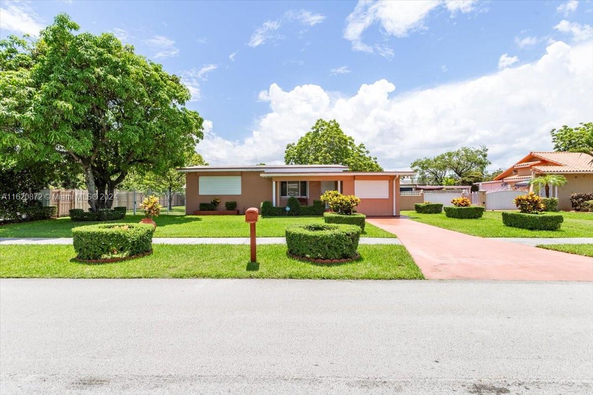 CAMNER PARK - Residential