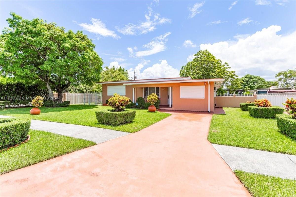 CAMNER PARK - Residential