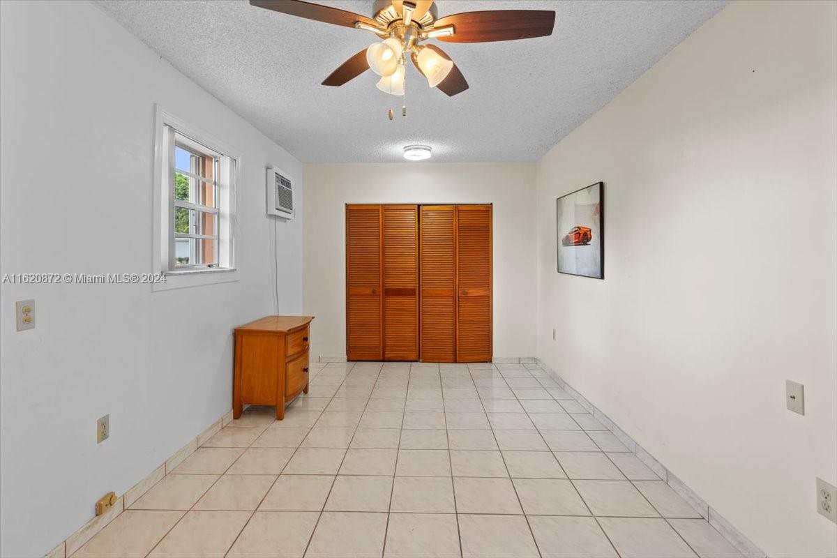 CAMNER PARK - Residential