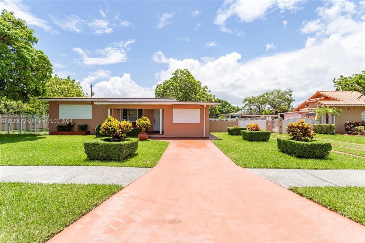 CAMNER PARK - Residential