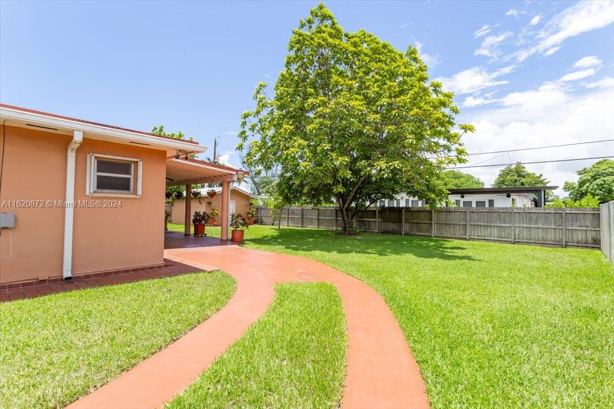 CAMNER PARK - Residential