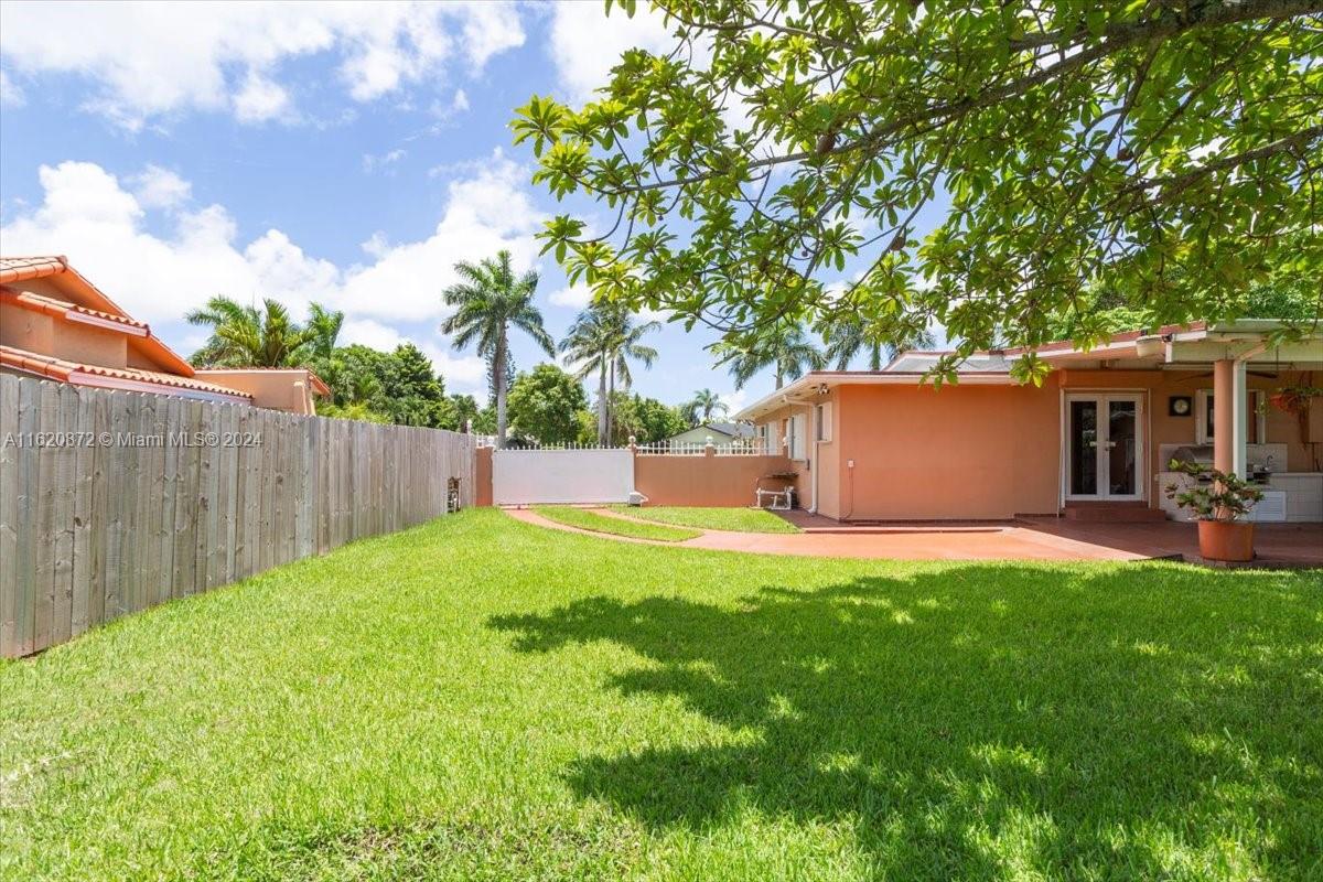 CAMNER PARK - Residential