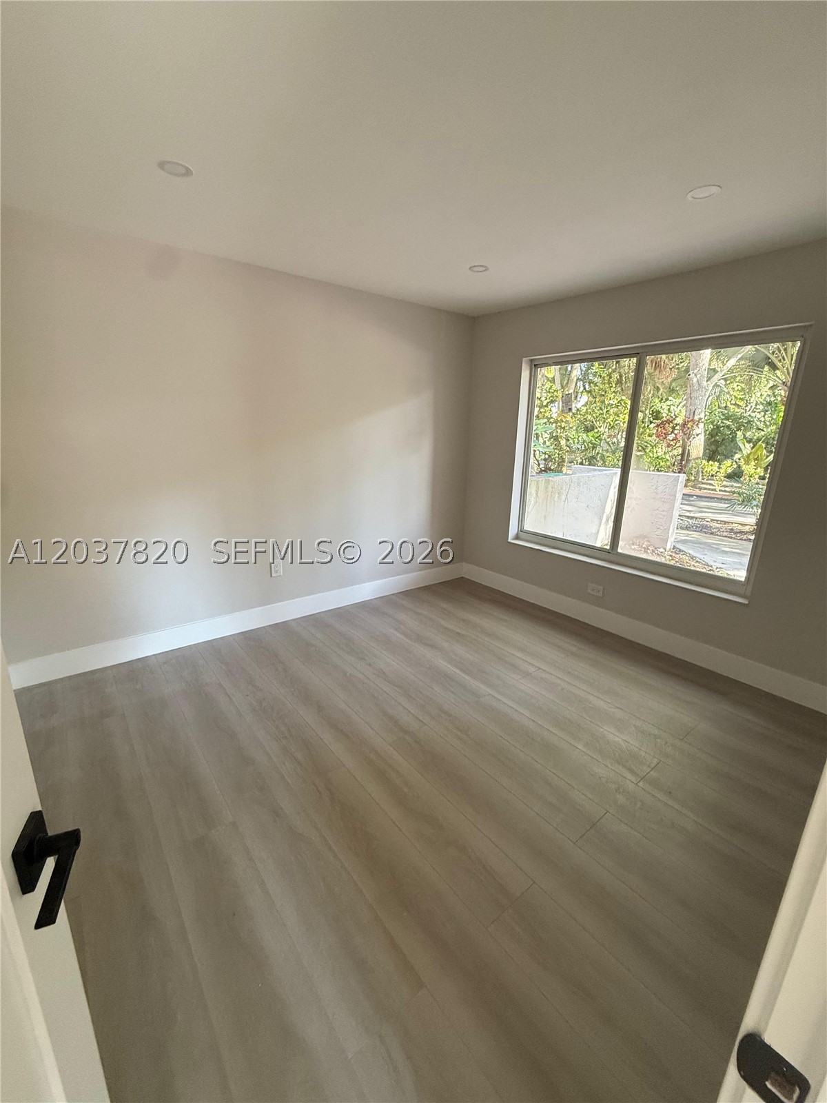 SUNSET ON THE PARK SEC 1 - Residential Lease