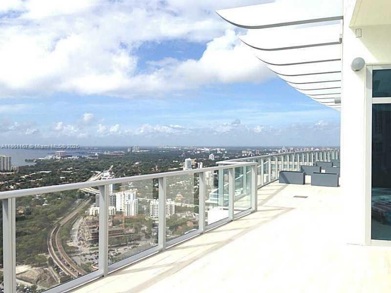 1100 MILLECENTO - Residential Lease