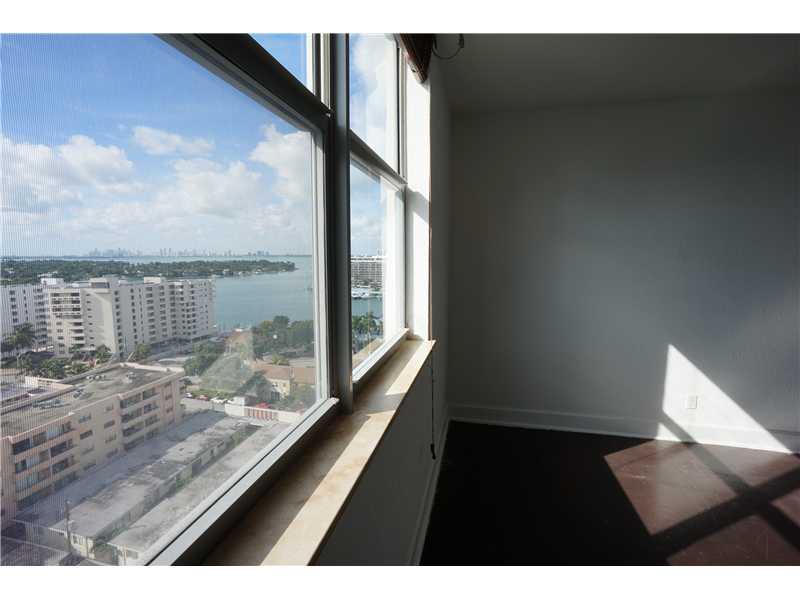 401 BLU OF NORTH BEACH CO - Residential Lease