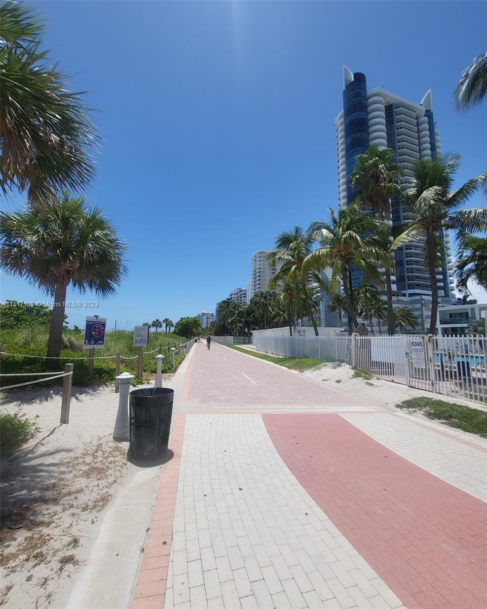 THE CASABLANCA CONDO - Residential Lease