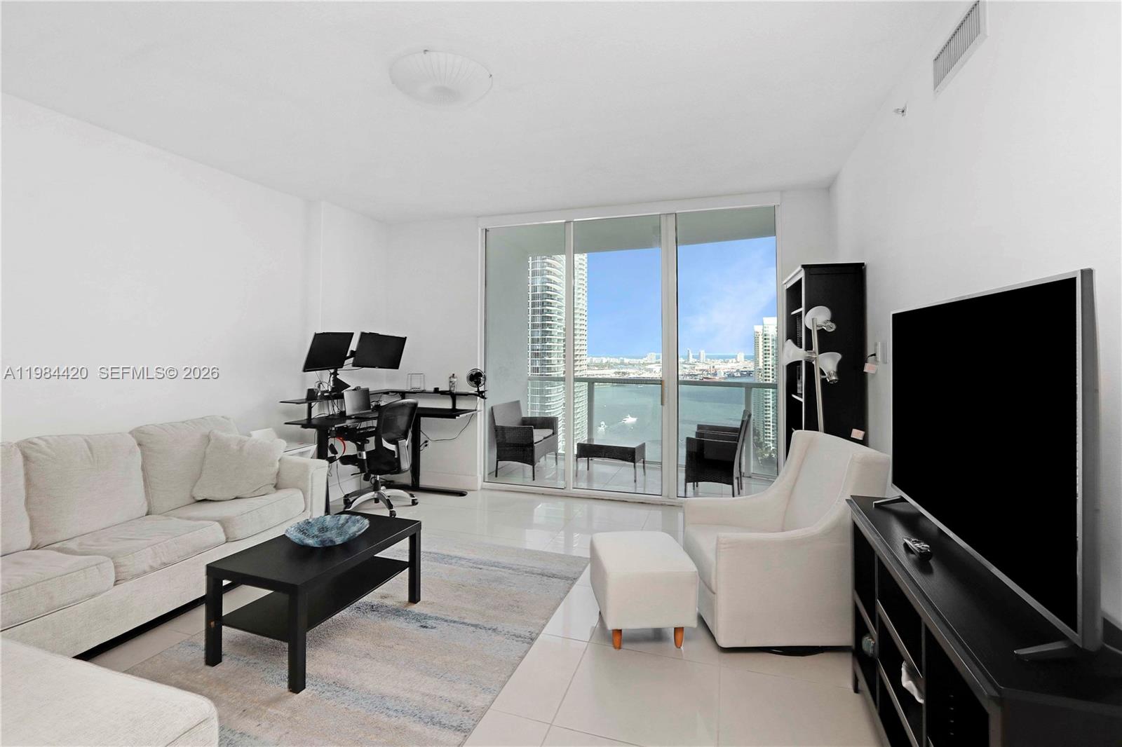 BRICKELL ON THE RIVER N T - Residential