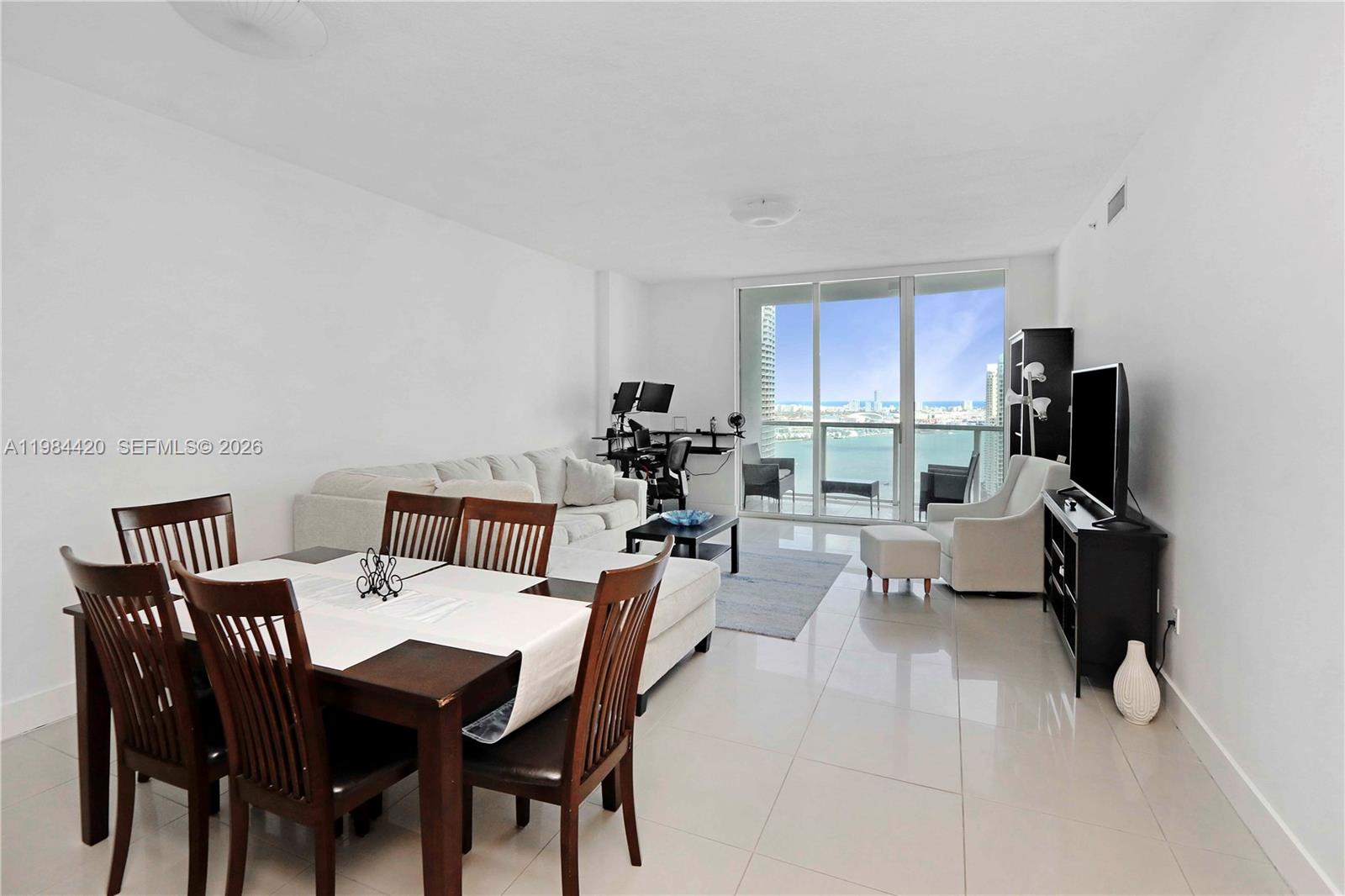 BRICKELL ON THE RIVER N T - Residential