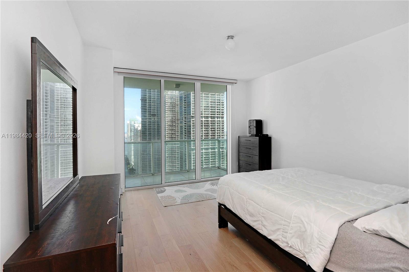 BRICKELL ON THE RIVER N T - Residential