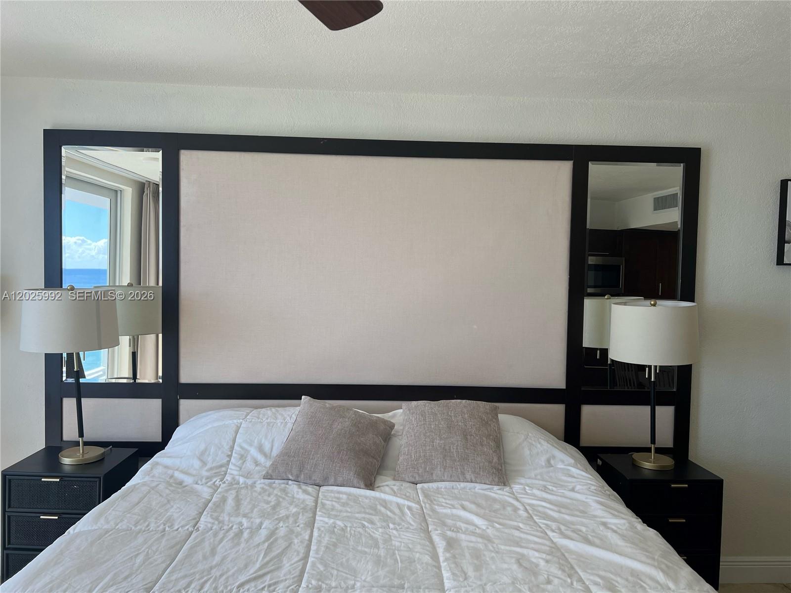 THE AVENTURA BEACH CLUB C - Residential