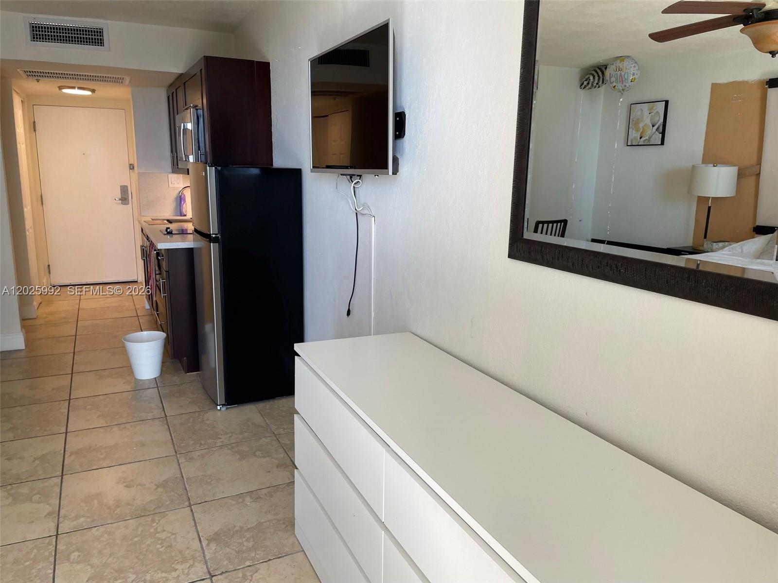 THE AVENTURA BEACH CLUB C - Residential