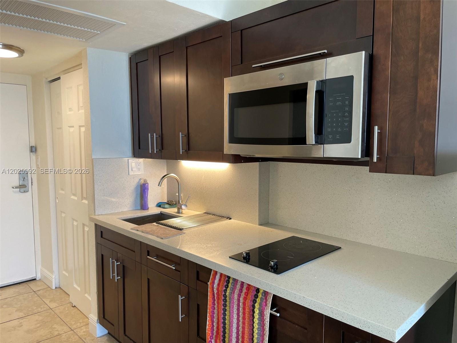 THE AVENTURA BEACH CLUB C - Residential
