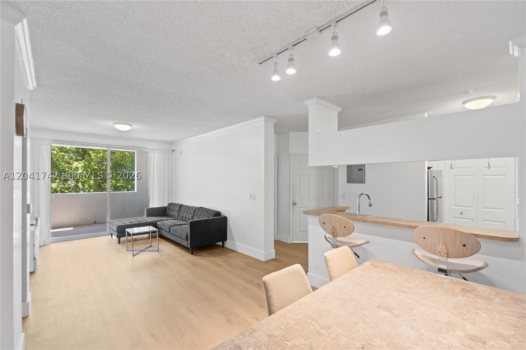 PORTO BELLAGIO CONDO - Residential