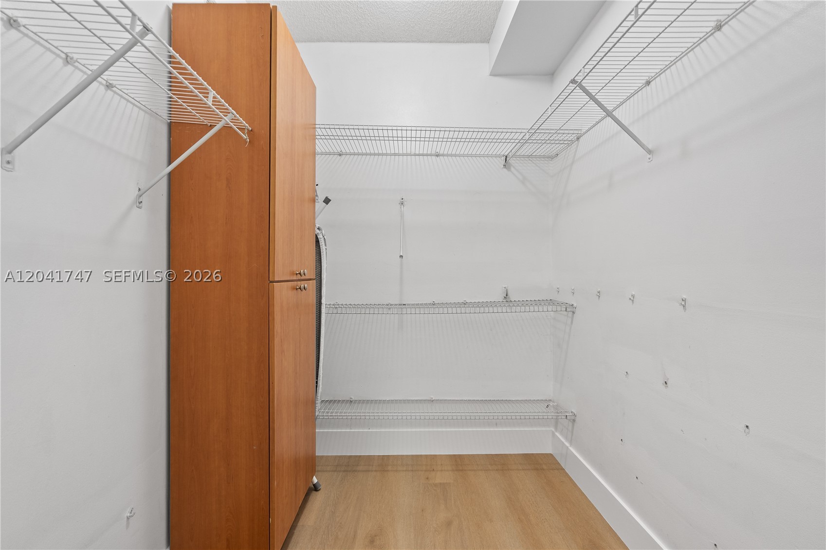 PORTO BELLAGIO CONDO - Residential