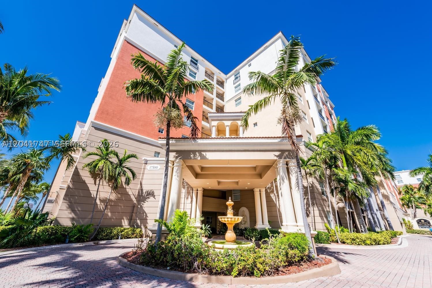 PORTO BELLAGIO CONDO - Residential
