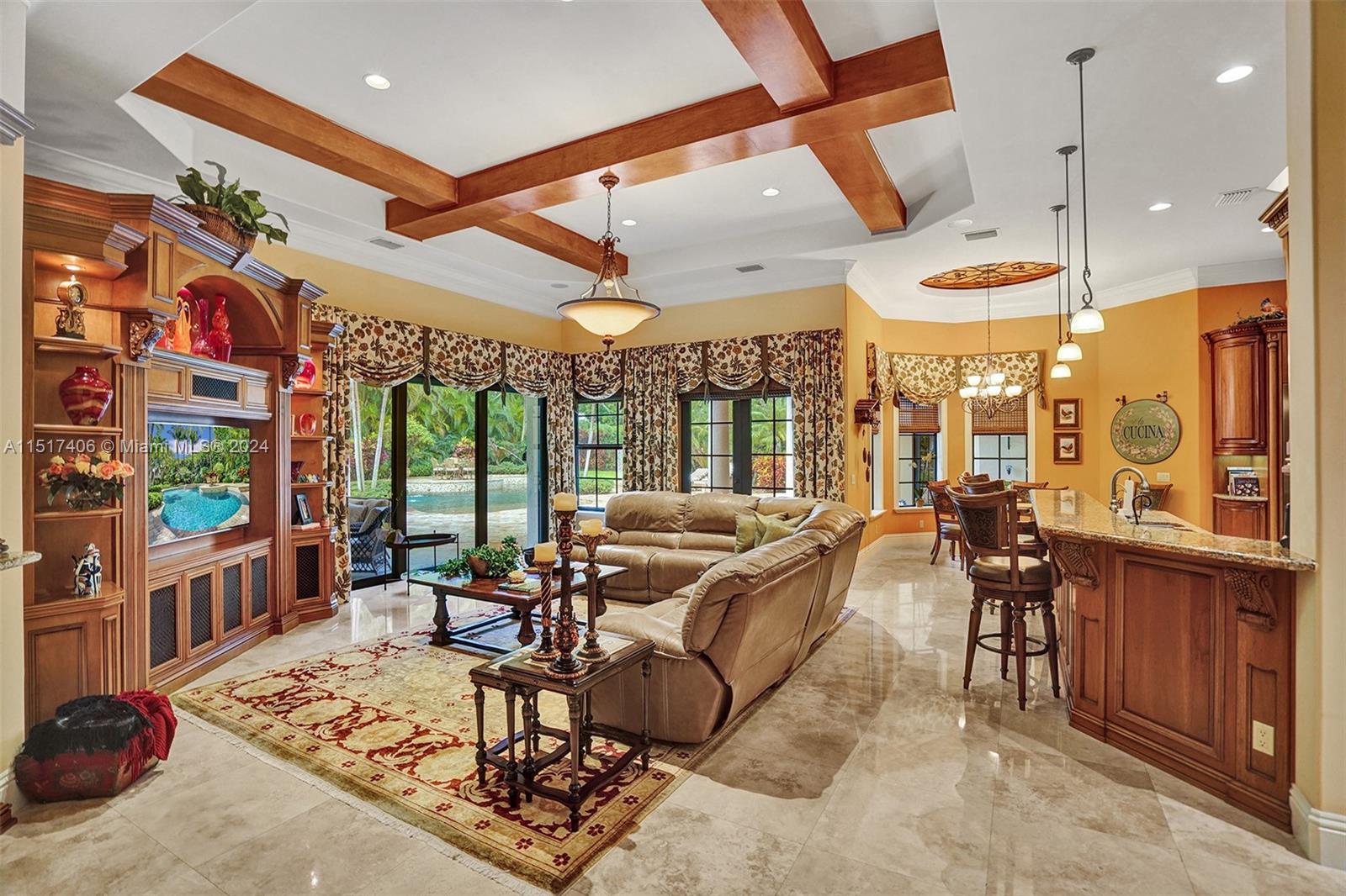 TOWN & RANCH ESTS - Residential